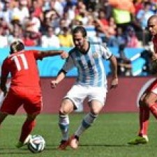 Gonzalo Higuaín slutter sig til Chelsea Football Club holdet